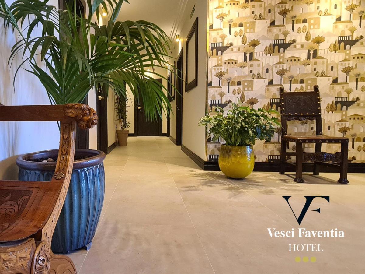 Vesci Faventia Hotel Huétor-Tájar Екстериор снимка